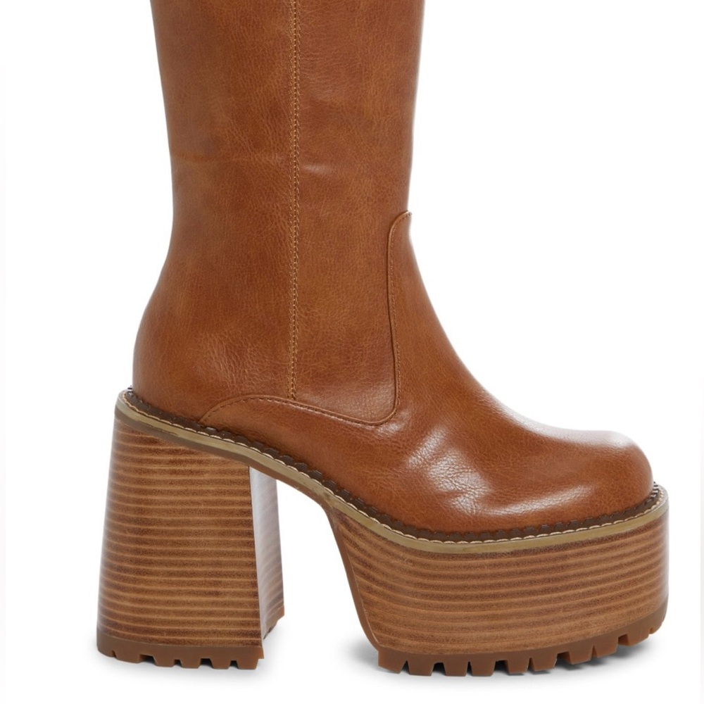 DELIA’s Brown Platform Knee-High Boots - Picture 3 of 3